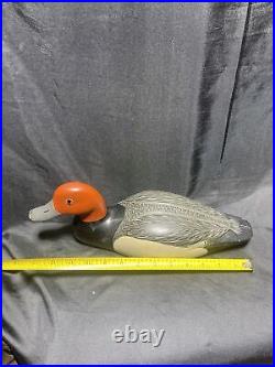 Aythya americana redhead drake finished and painted at crossroad cottage decoys