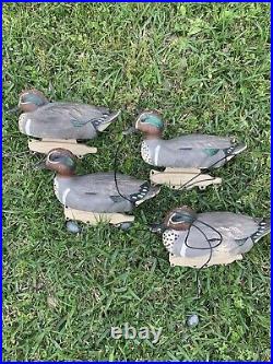 Duck decoys for hunting. 7Teal (4drakes 3hens) Flambeaou
