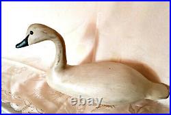 Richard Connolly White Swan Decoy 2001 Signed