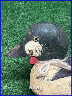 Vintage Solid Wood Goldeneye Duck Hunting Decoy Marked JM Victor Animal Trap
